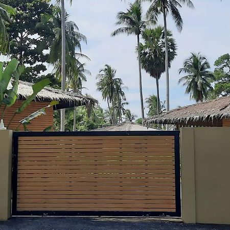 Suan Residence - Exotic And Contemporary Bungalows With Private Pool Чалоклам Экстерьер фото