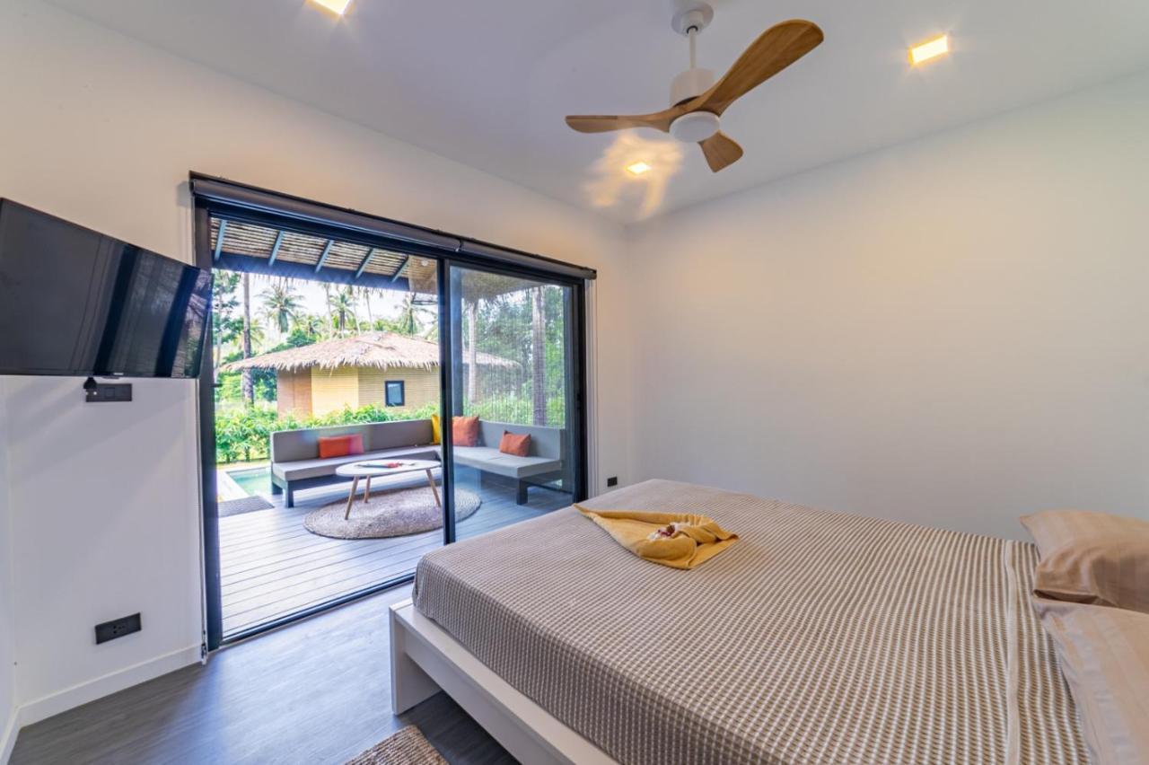 Suan Residence - Exotic And Contemporary Bungalows With Private Pool Чалоклам Экстерьер фото